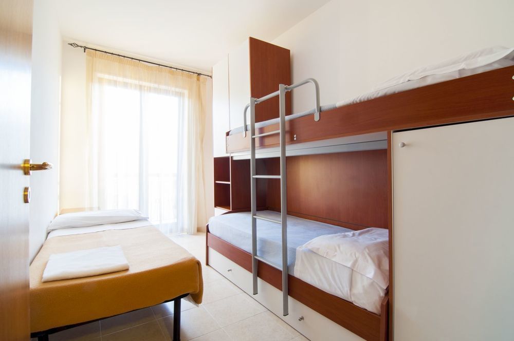 Ciao Hotel & Residence - Apartments Конверсано Екстериор снимка