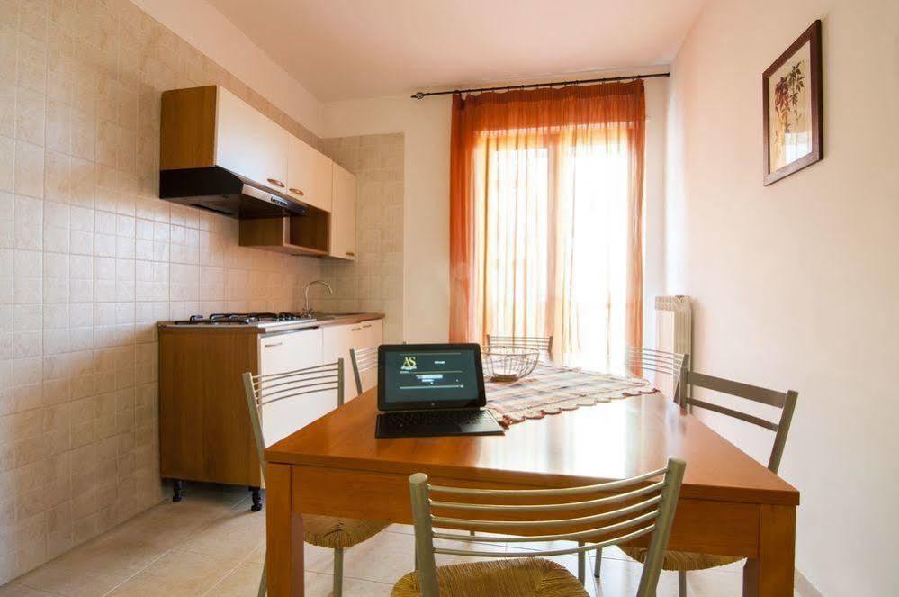 Ciao Hotel & Residence - Apartments Конверсано Екстериор снимка